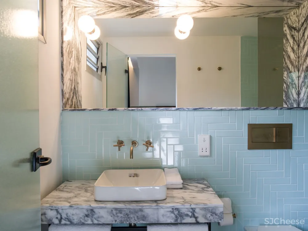 Lepic精品酒店改造,科特迪瓦 / Paola Bagna