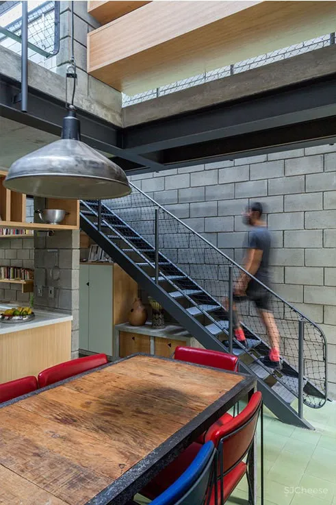 Casa Havaí 别墅 / Grupo Garoa + Chico Barros 首