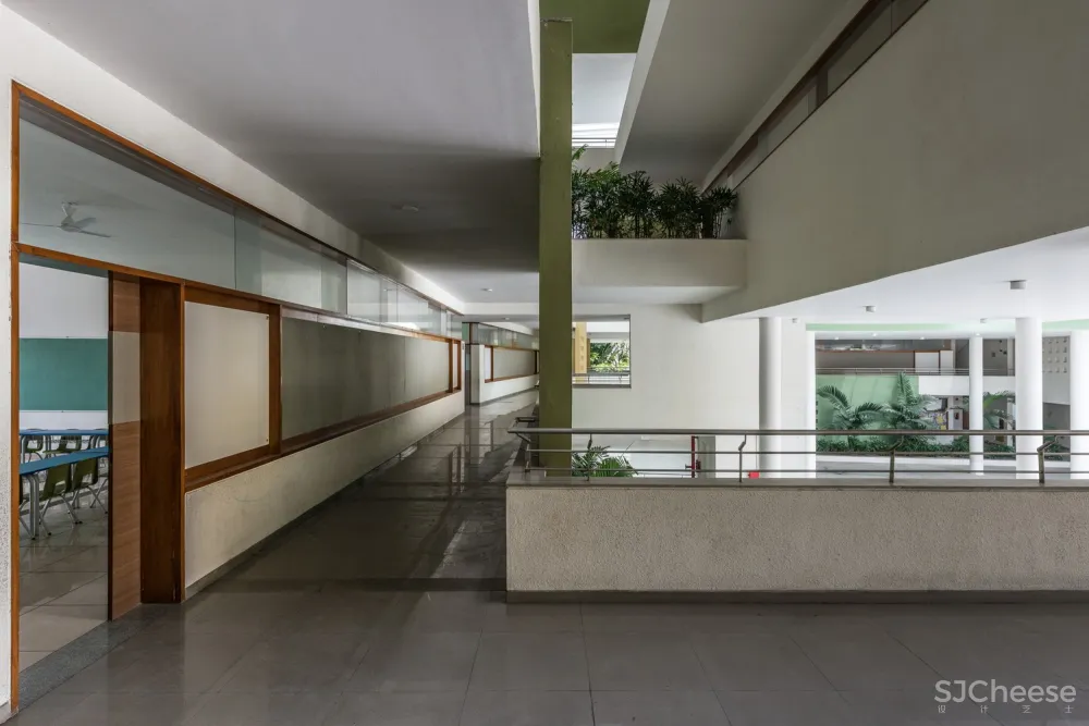 CMR EKYA 学校 / Mindspace