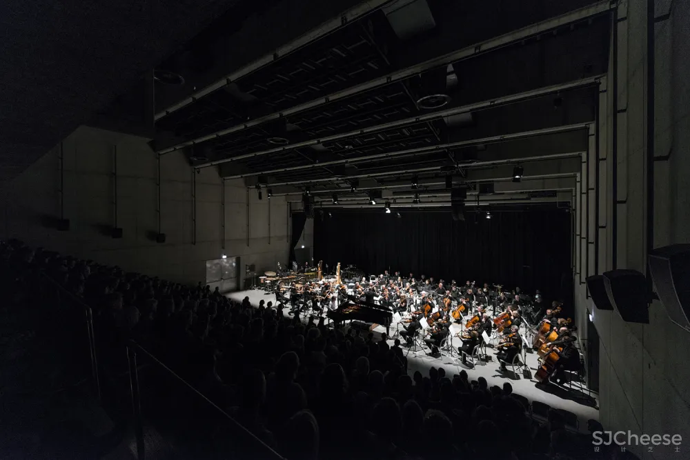 Centre for Contemporary Art DOX+ Petr Hajek Architekti