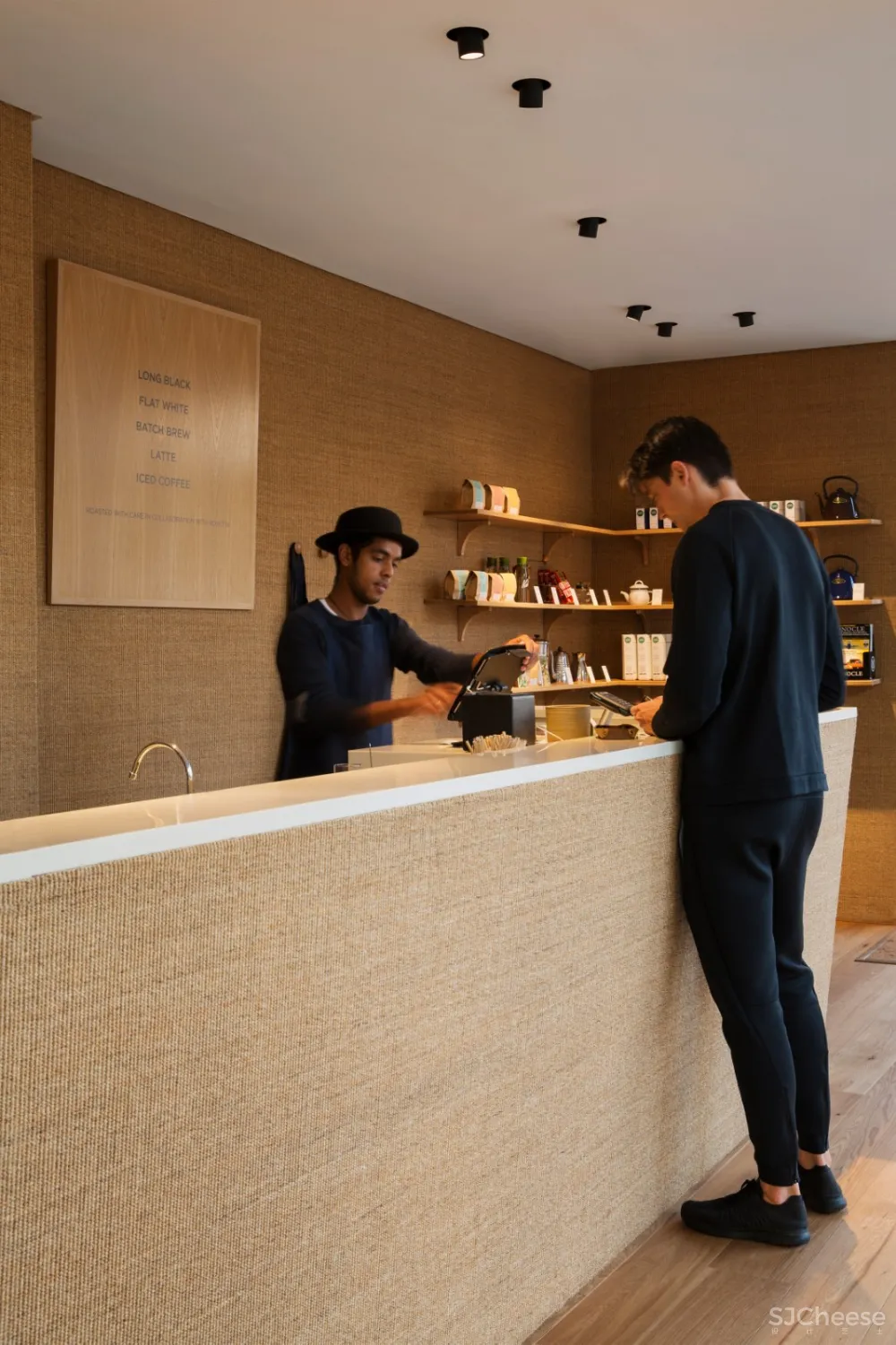 首发 | Master Studio：保持温暖的极简主义咖啡吧 首