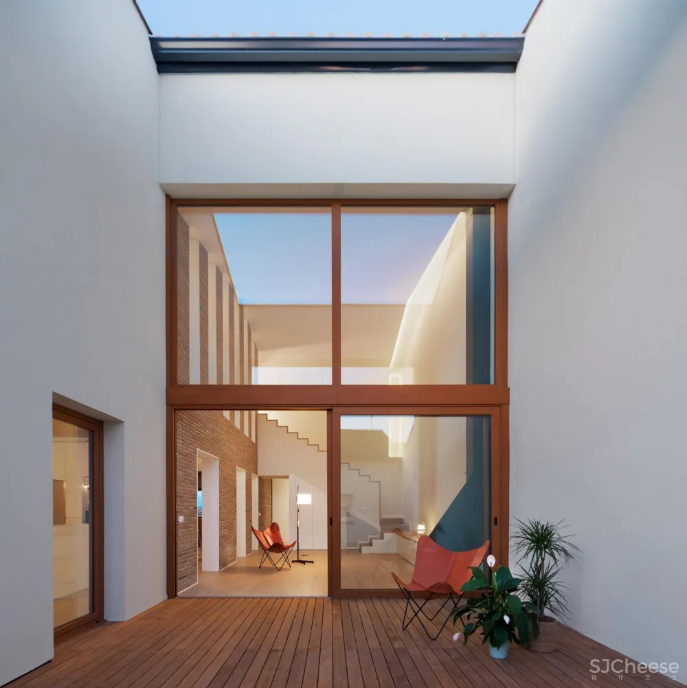 Hiha Studio：西班牙Cal Jordi&Anna住宅 首