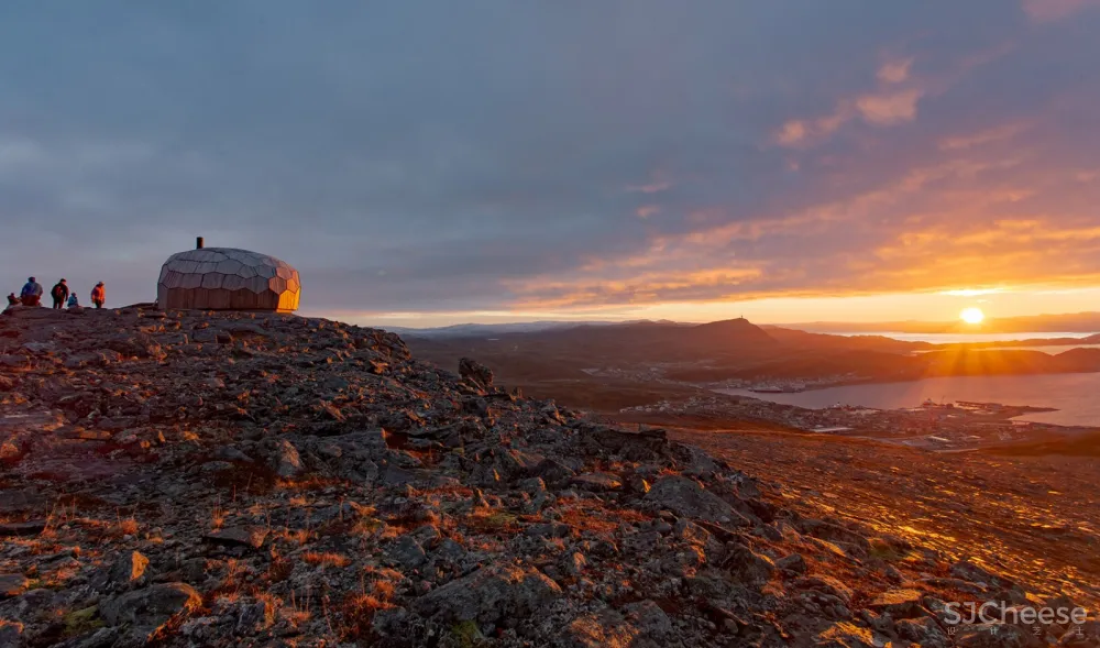 Hammerfest徒步旅行小屋,挪威 / SPINN Arkitekter