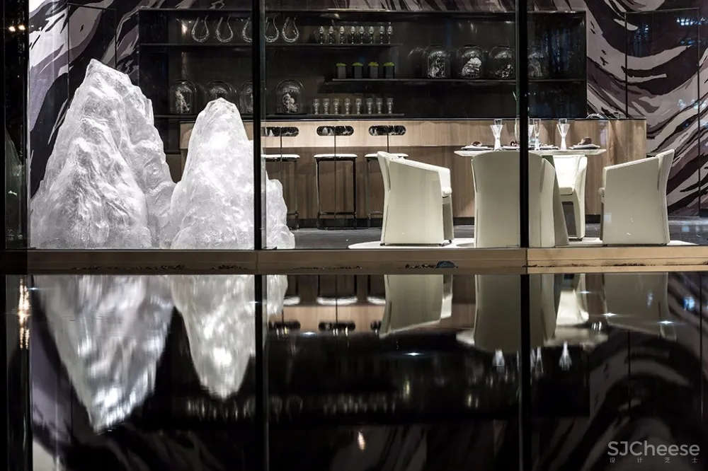 杜文彪 | 最纯粹的情绪，静默于山水自然间 - 翡翠山晓售楼部