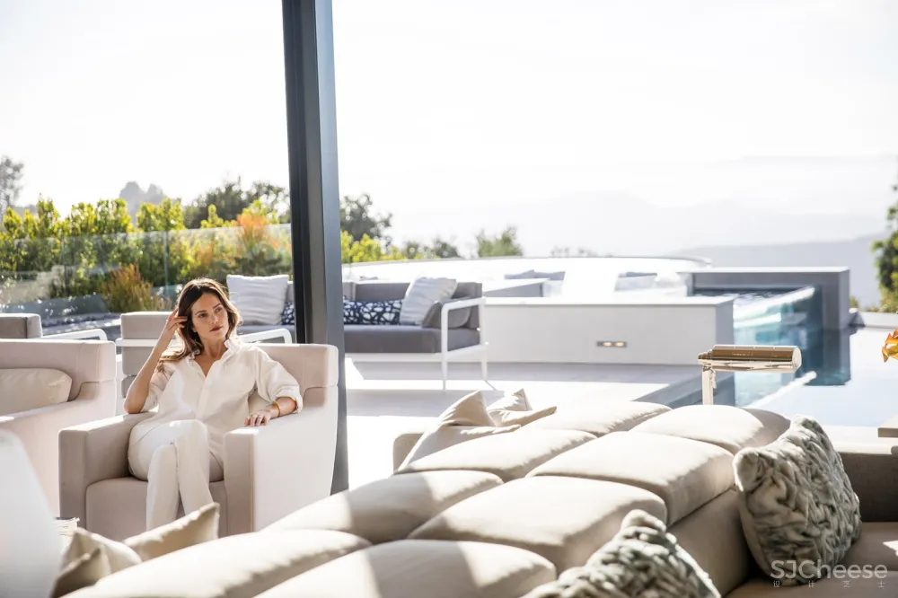 Carla Ridge住宅，洛杉矶 / Whipple Russell Architects