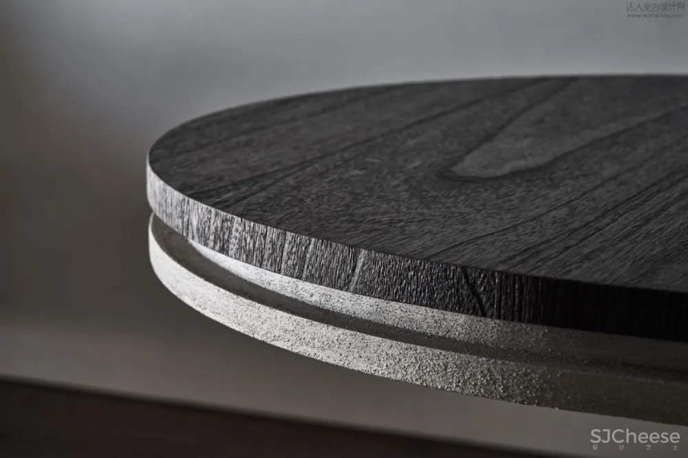 台中慕森设计 | 一半LOFT轻工业风，一半极简侘寂美学