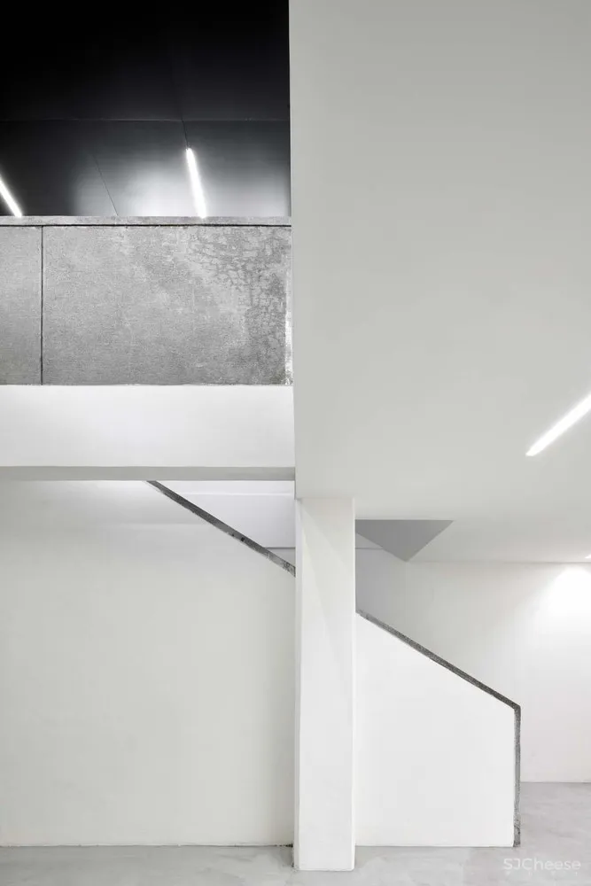 实践大学B栋建筑改造案 / 沈庭增建筑师事务所