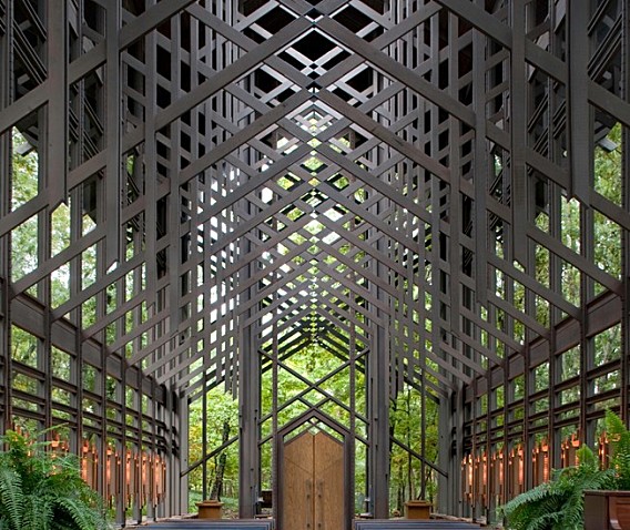 AD经典:荆棘冠教堂 / E. Fay Jones