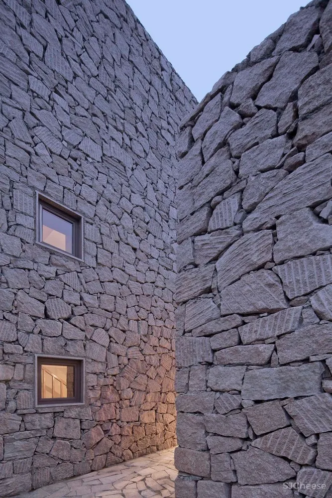 红石山房 / 百子甲壹