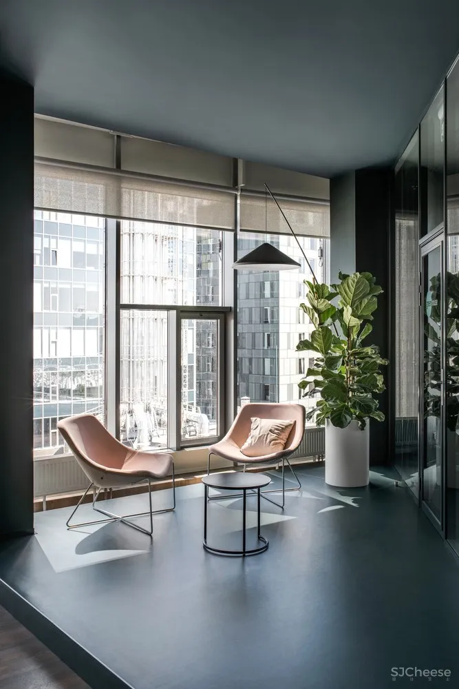 Grammarly Office / balbek bureau