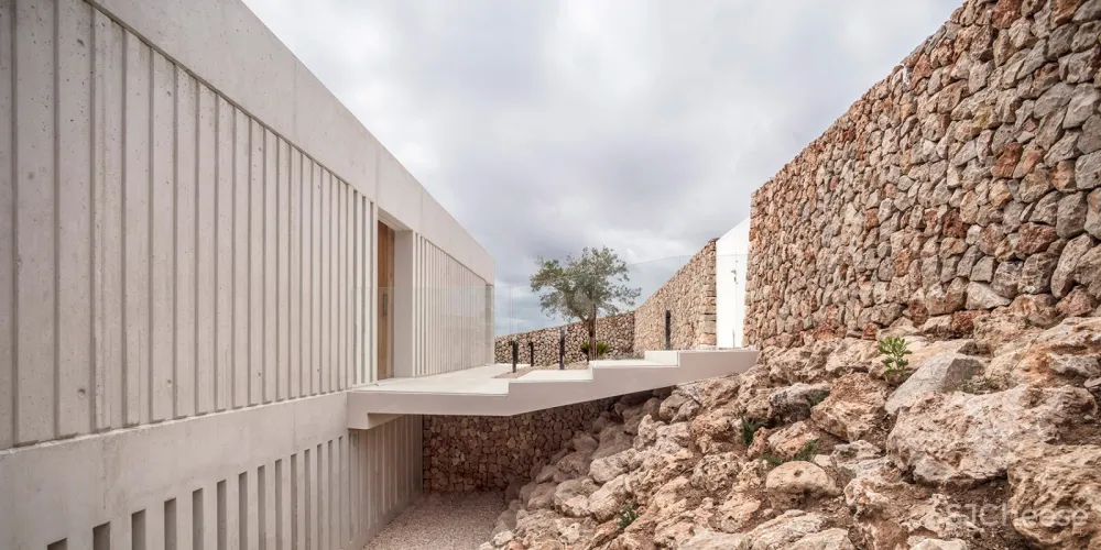 新作 | NOMO STUDIO:西班牙极简框景住宅 首