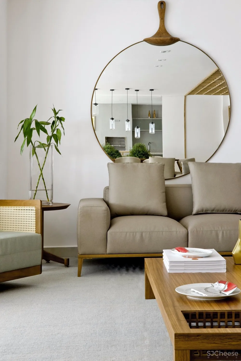 Leo Romano | 美学是通向幸福的道路