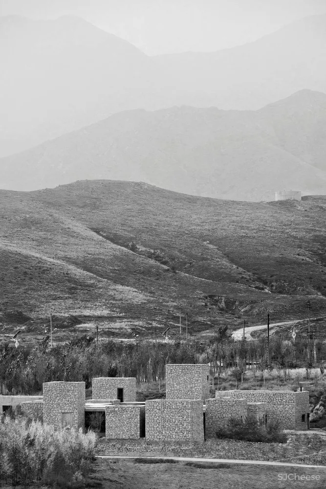 红石山房 / 百子甲壹