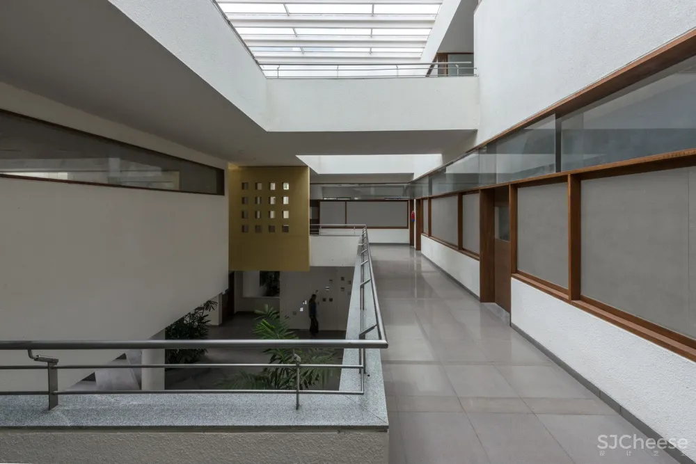 CMR EKYA 学校 / Mindspace