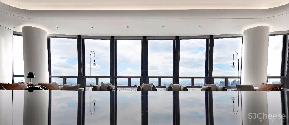 600m²天空之镜丨高空俯瞰城市边际