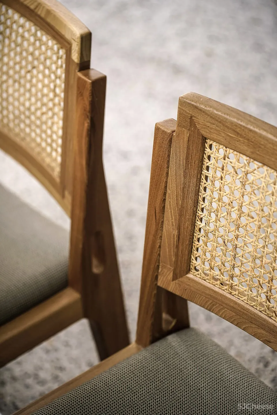 最新 | 治木设计:重庆 一小间泰食