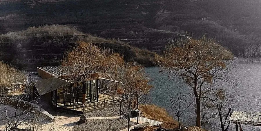 简单盒子里的诗意空间 | 鹿山桐舍