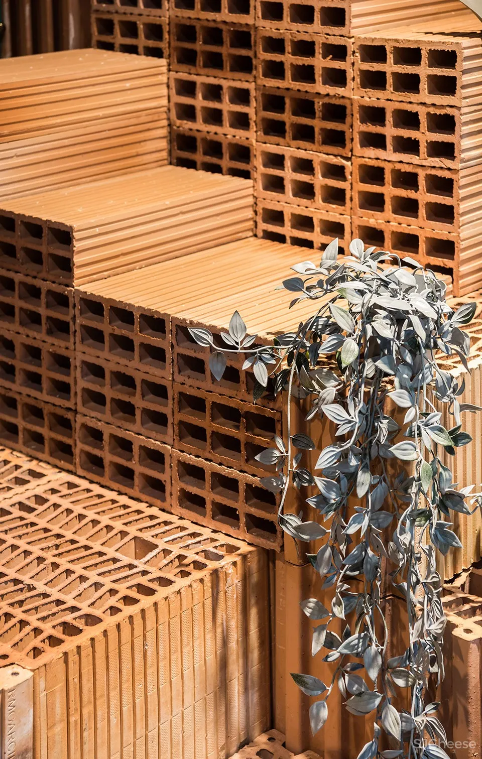 VINTALOGY服装店，马德里 / ENORME Studio