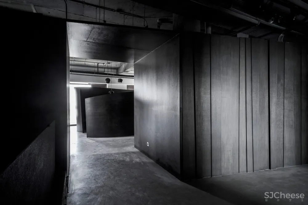 最新 | 玮奕国际设计：南京 舞 – 办公空间