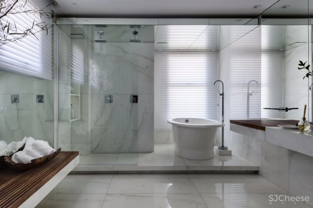 Leo Romano | 美学是通向幸福的道路