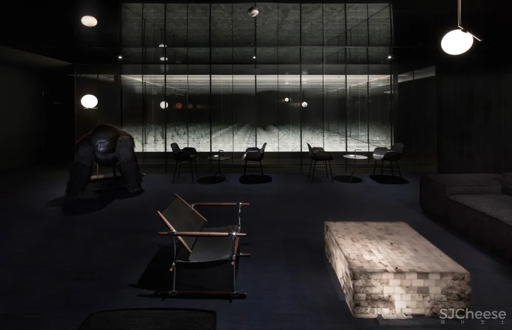 WGNB:昼夜共存的办公空间 Dexter Studios