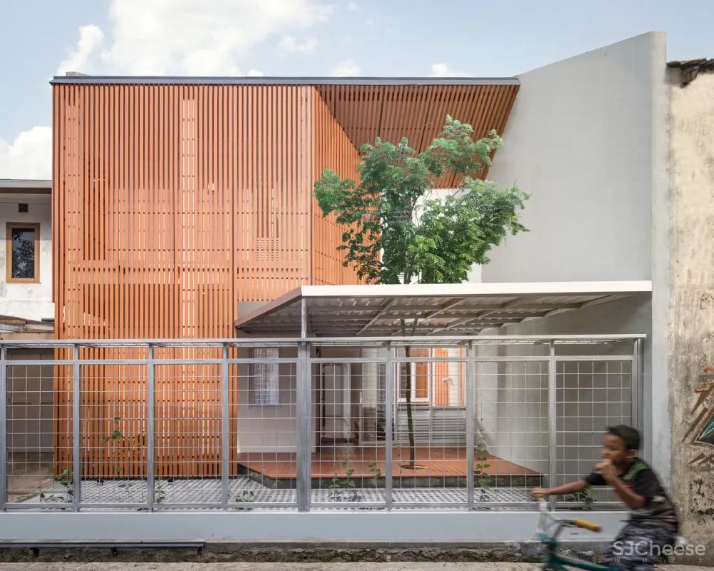 Aaksen Responsible Aarchitecture:印尼木珊住宅 Albizzia House 首