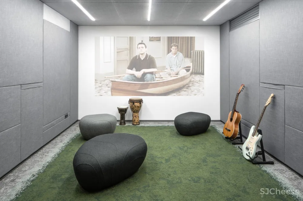 Grammarly Office / balbek bureau