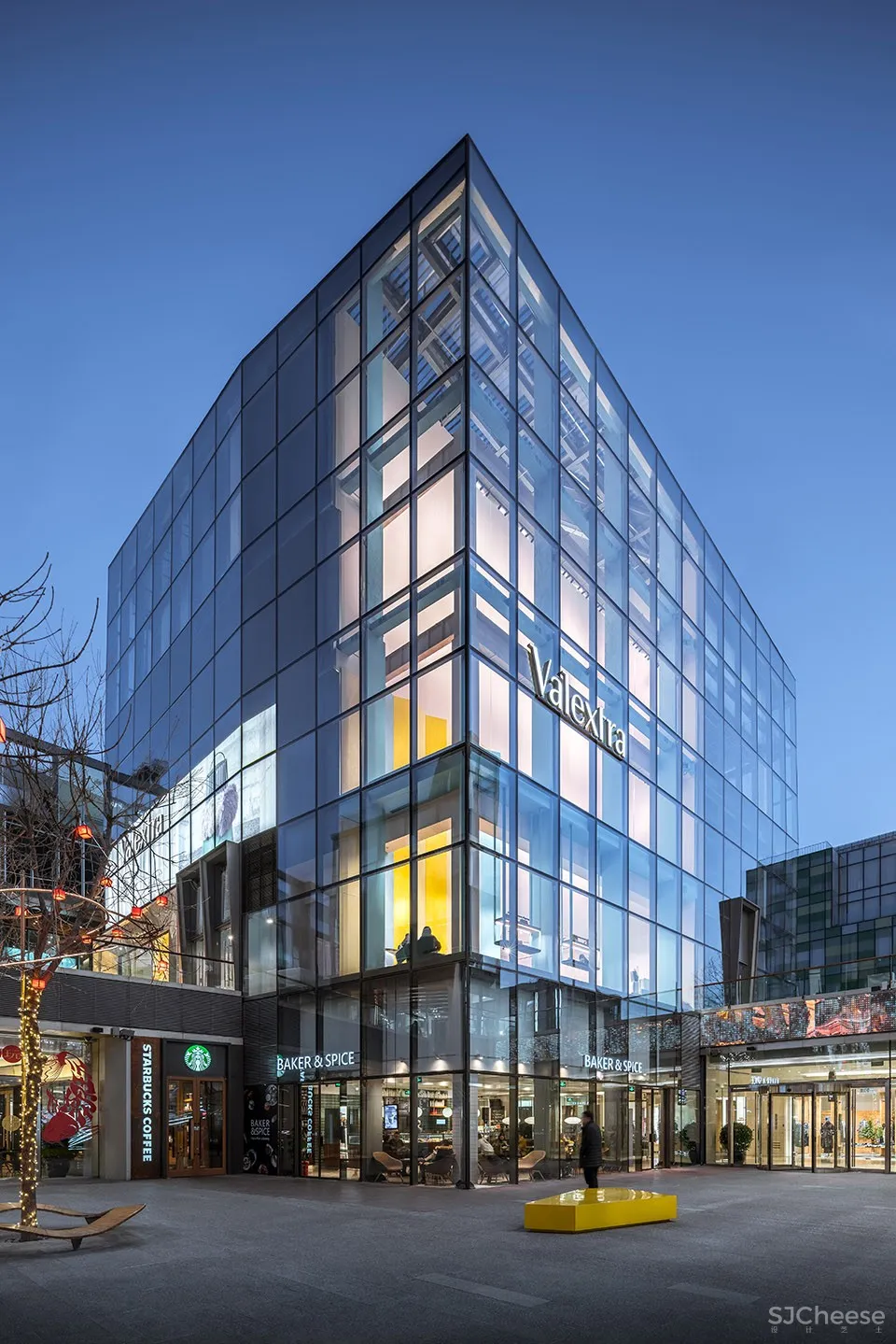 最新 | Martino Gamper：北京 Valextra三里屯太古里旗舰店