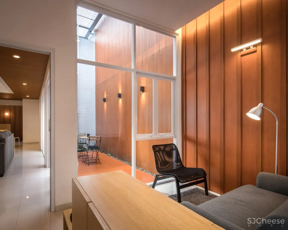 Aaksen Responsible Aarchitecture:印尼木珊住宅 Albizzia House 首