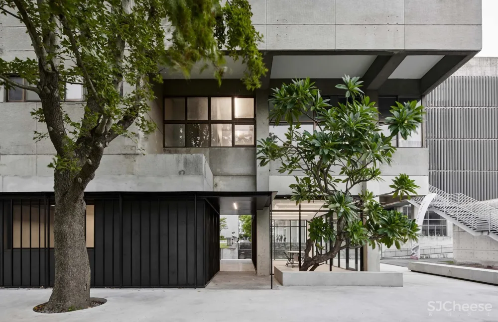 实践大学B栋建筑改造案 / 沈庭增建筑师事务所