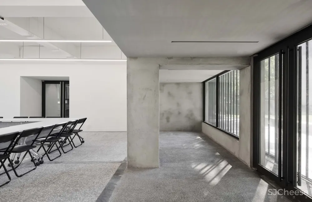 实践大学B栋建筑改造案 / 沈庭增建筑师事务所