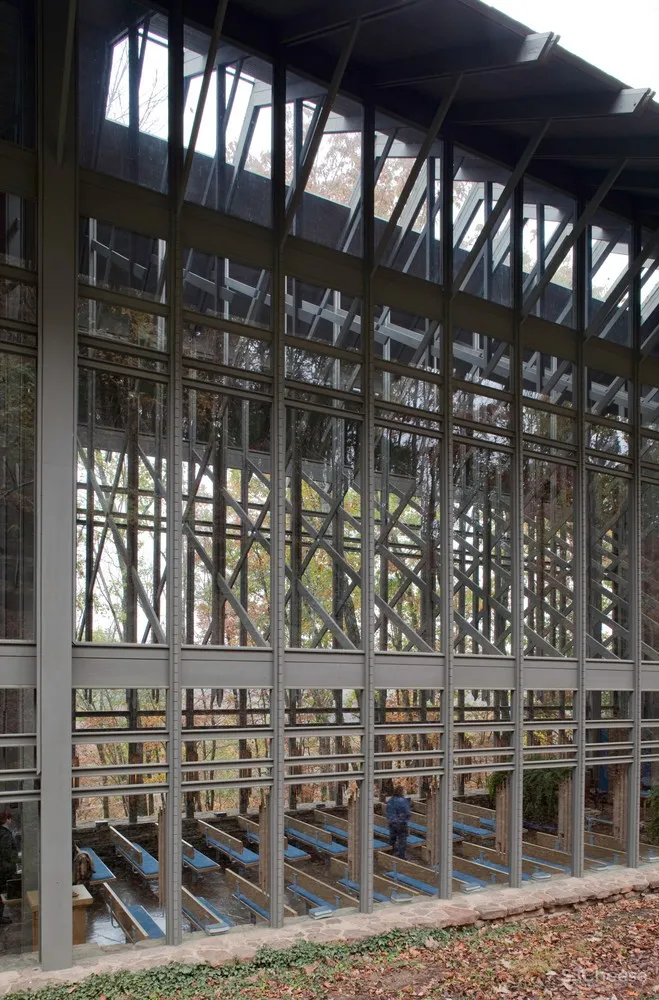 AD经典：荆棘冠教堂 / E. Fay Jones