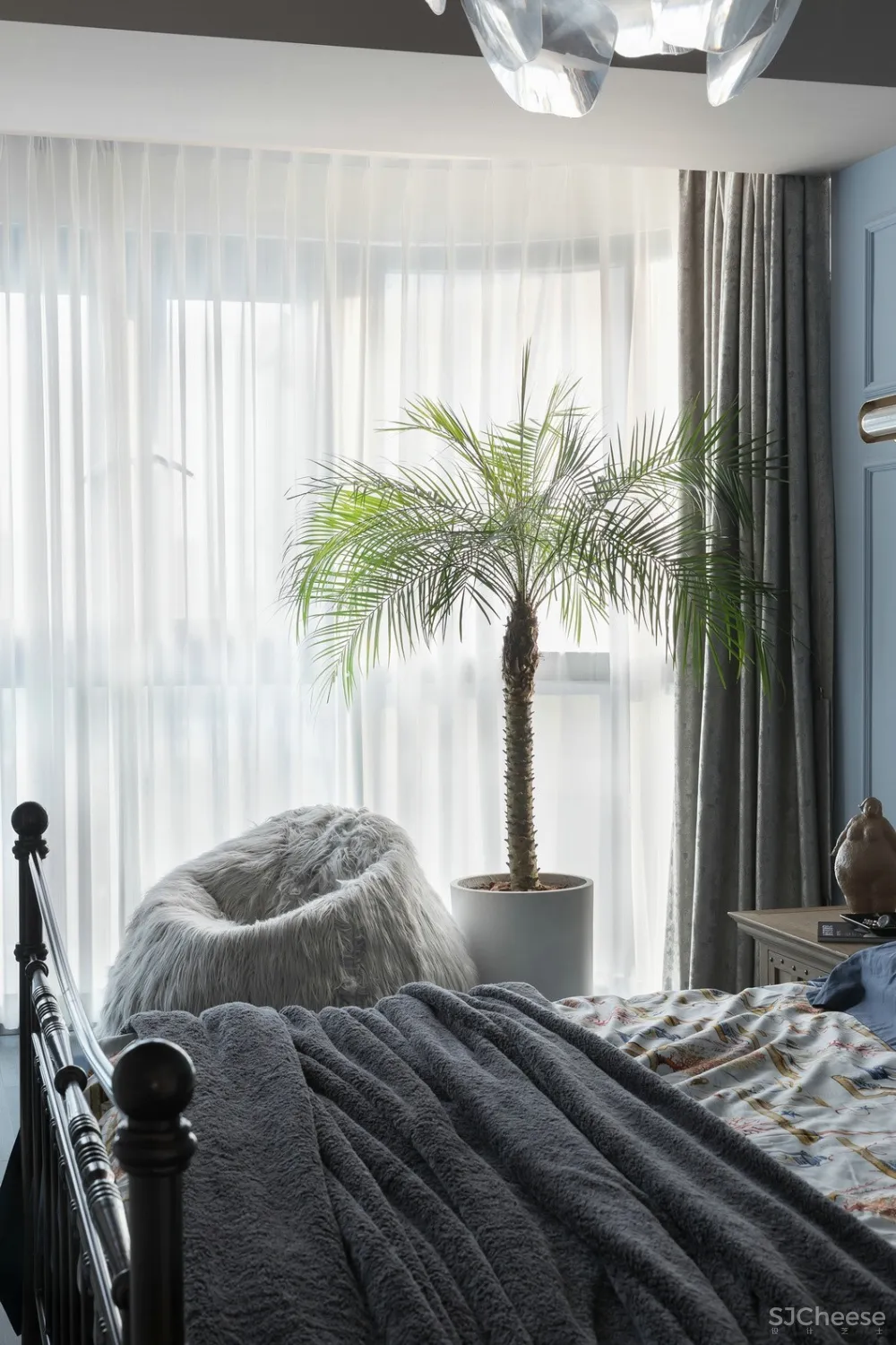 90后设计师 | 轻熟原创风，浪漫在你我之间