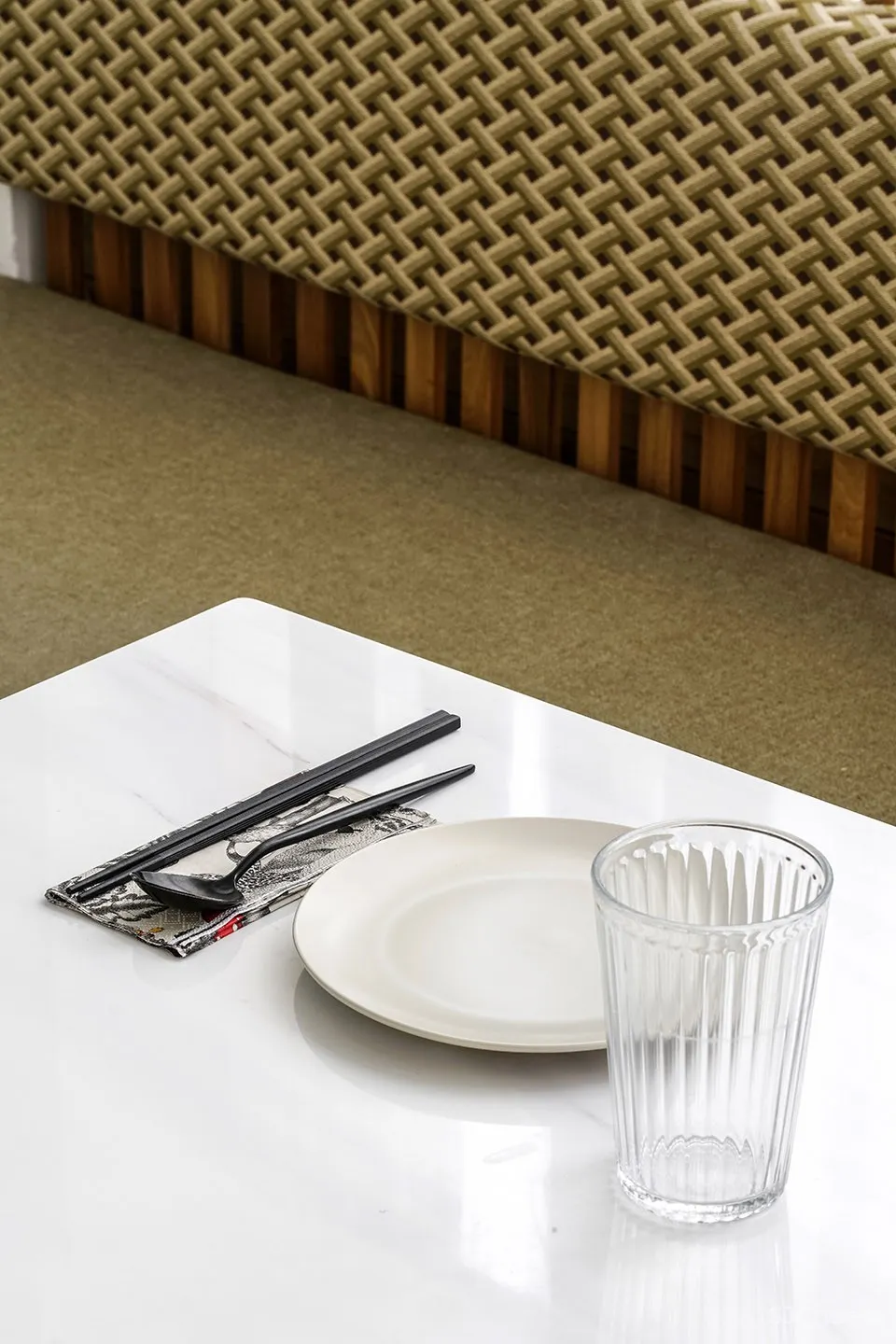 最新 | 治木设计:重庆 一小间泰食