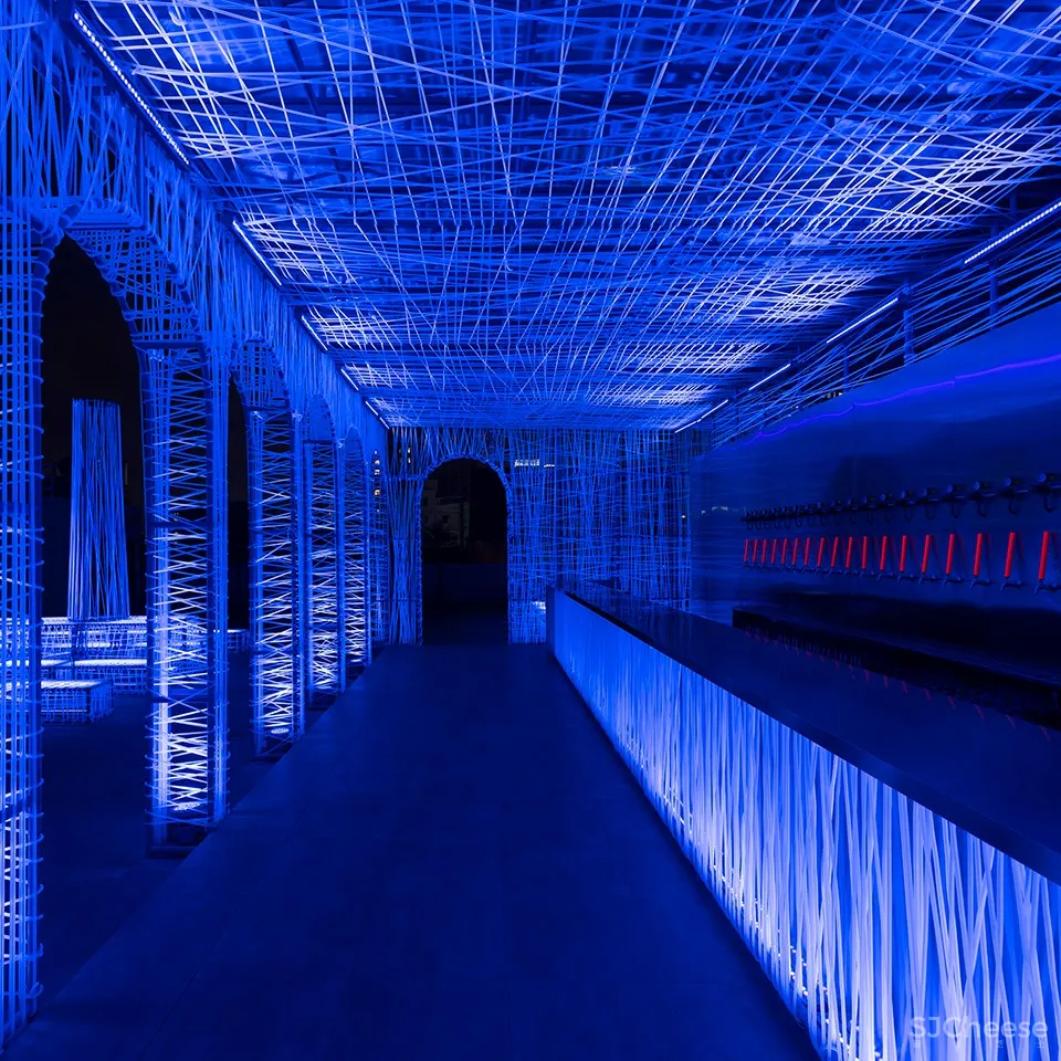 新作 | Alberto Caiola Studio:上海 Nyx屋顶酒吧