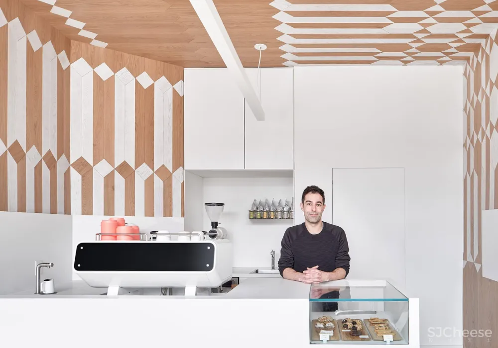 最新 | Batay-Csorba Architects：多伦多 Milky’s咖啡厅