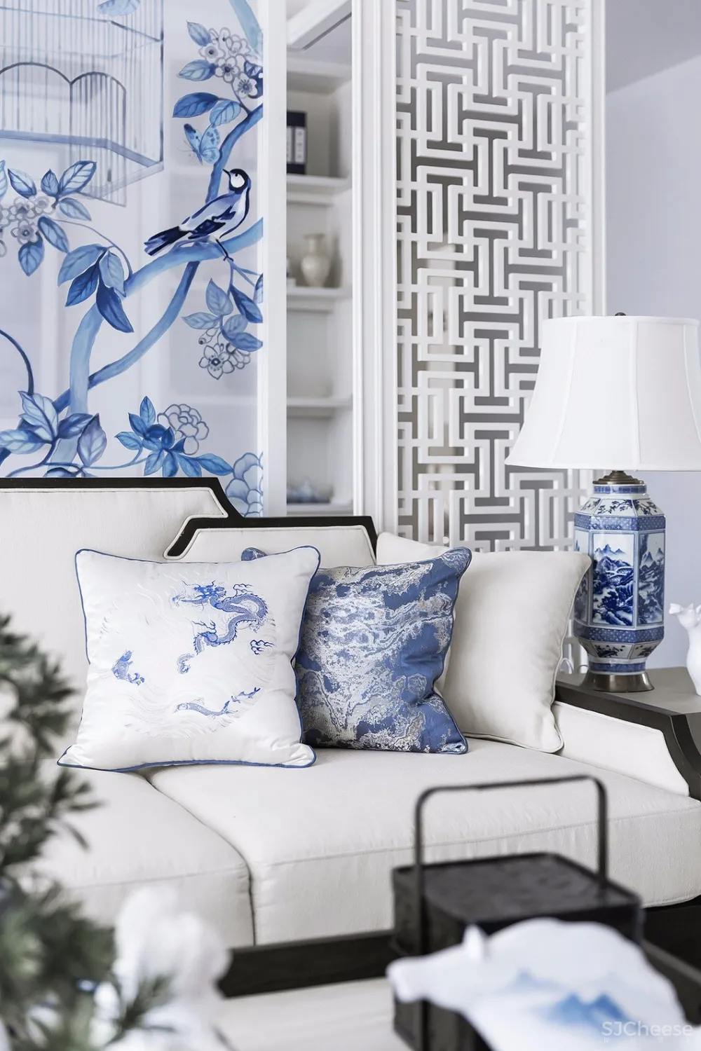 青花案|优雅中国白