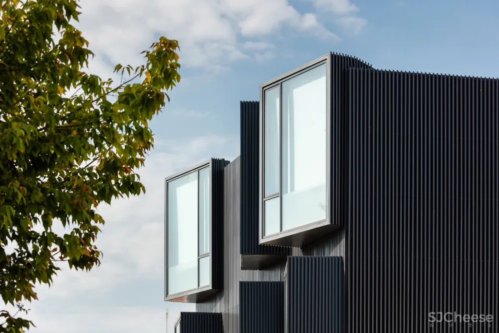 Santa Casa da Misericórdia老年人护理中心，葡萄牙 / Nuno Piedade Alexandre