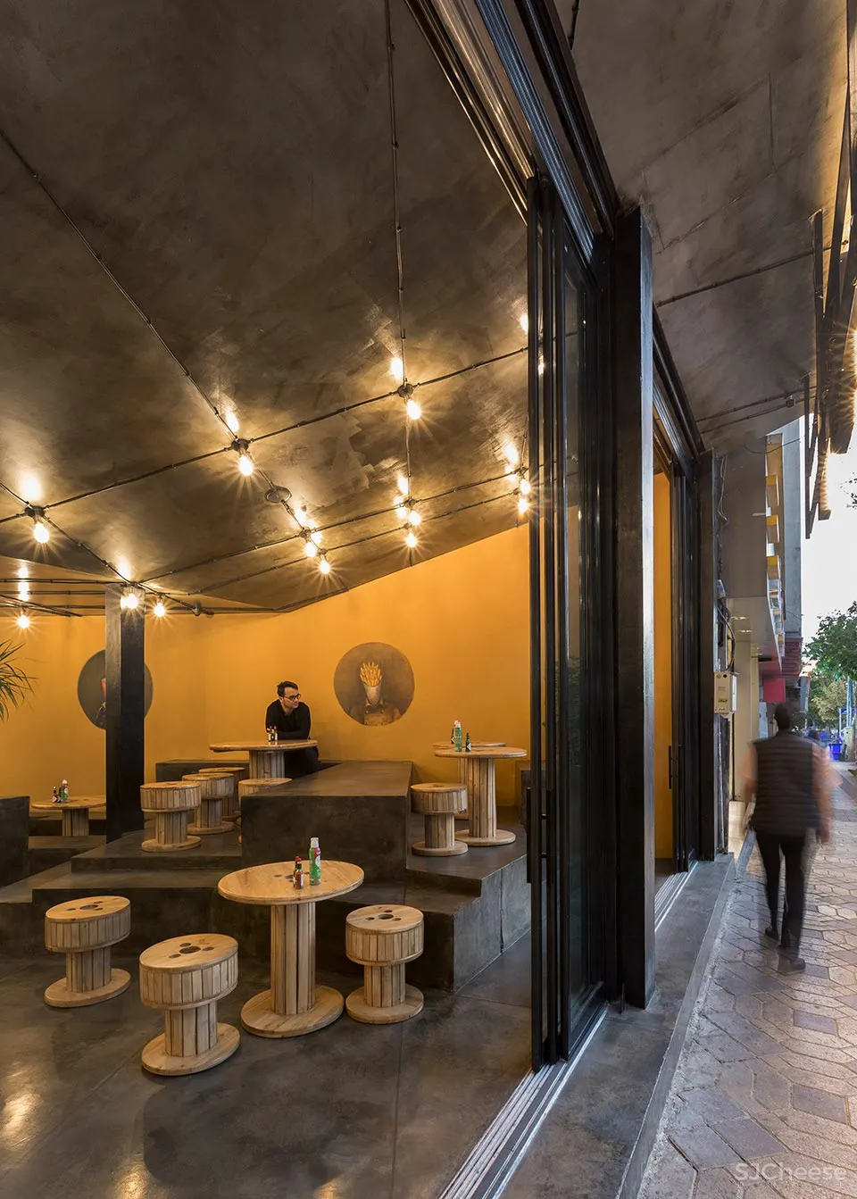 新作 | Admun Studio:德黑兰 Esi Burger餐厅 首