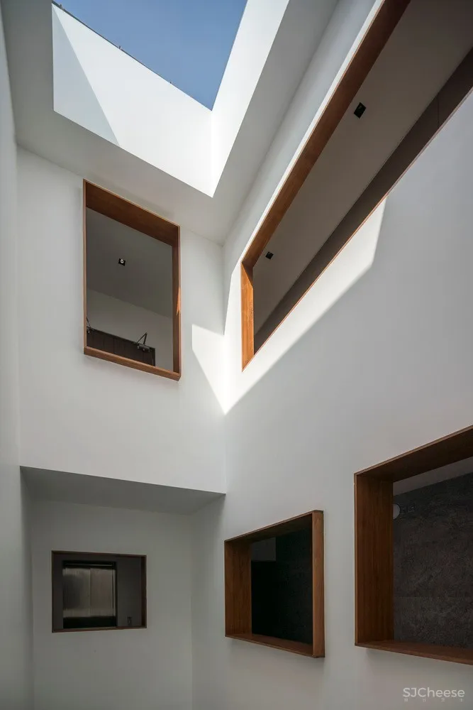 Clifton 山谷别墅 / FreightArchitects