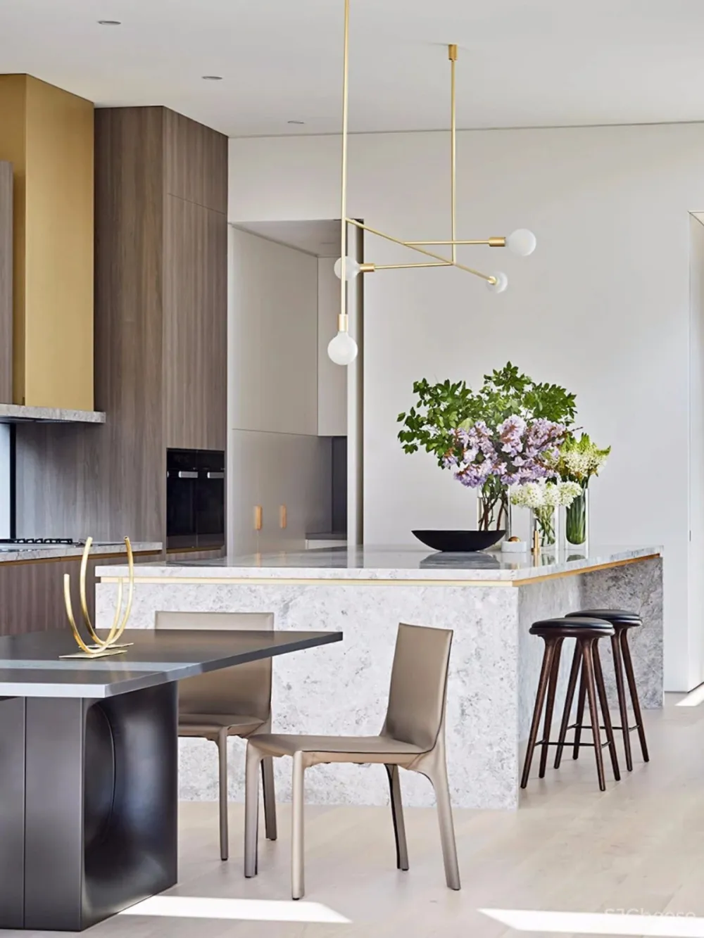 极简设计丨如何做出艺术的高级感