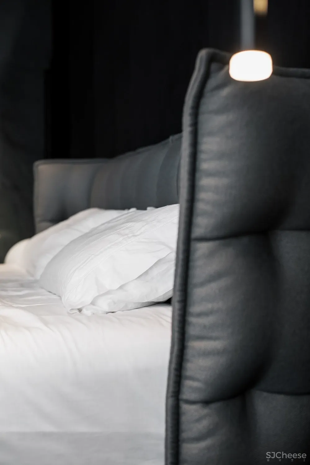 高级黑公寓设计，极简至奢的浪漫 首