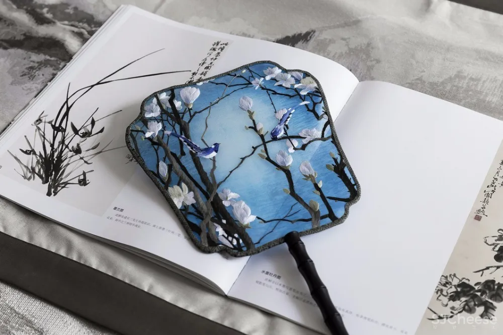 青花案|优雅中国白