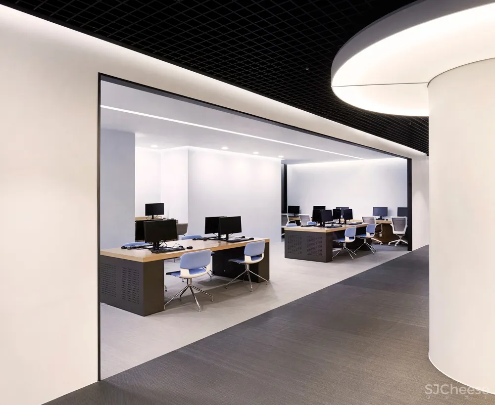 体验学习乐趣，汉阳大学图书馆 Youngsub Yoon