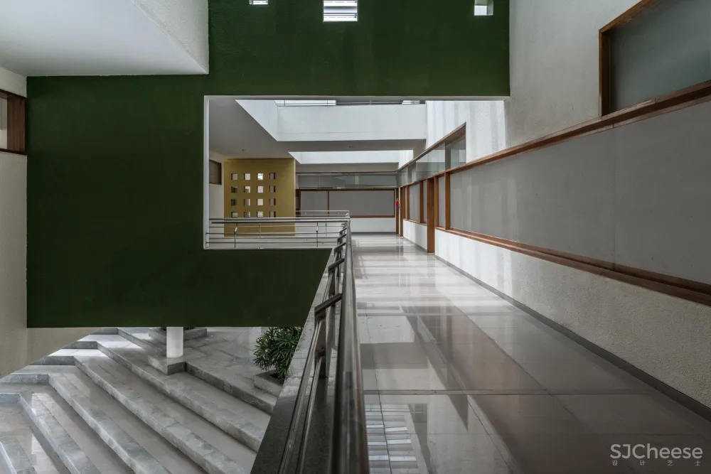 CMR EKYA 学校 / Mindspace