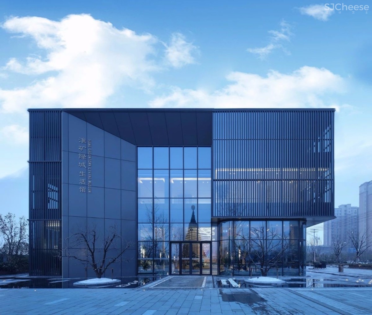 自然与湖居 | 一个亲切、生动的世界