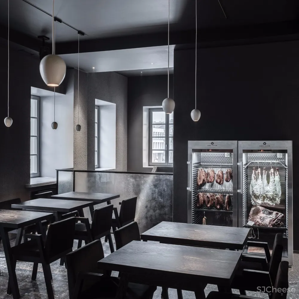 Vilniaus 冷调餐厅