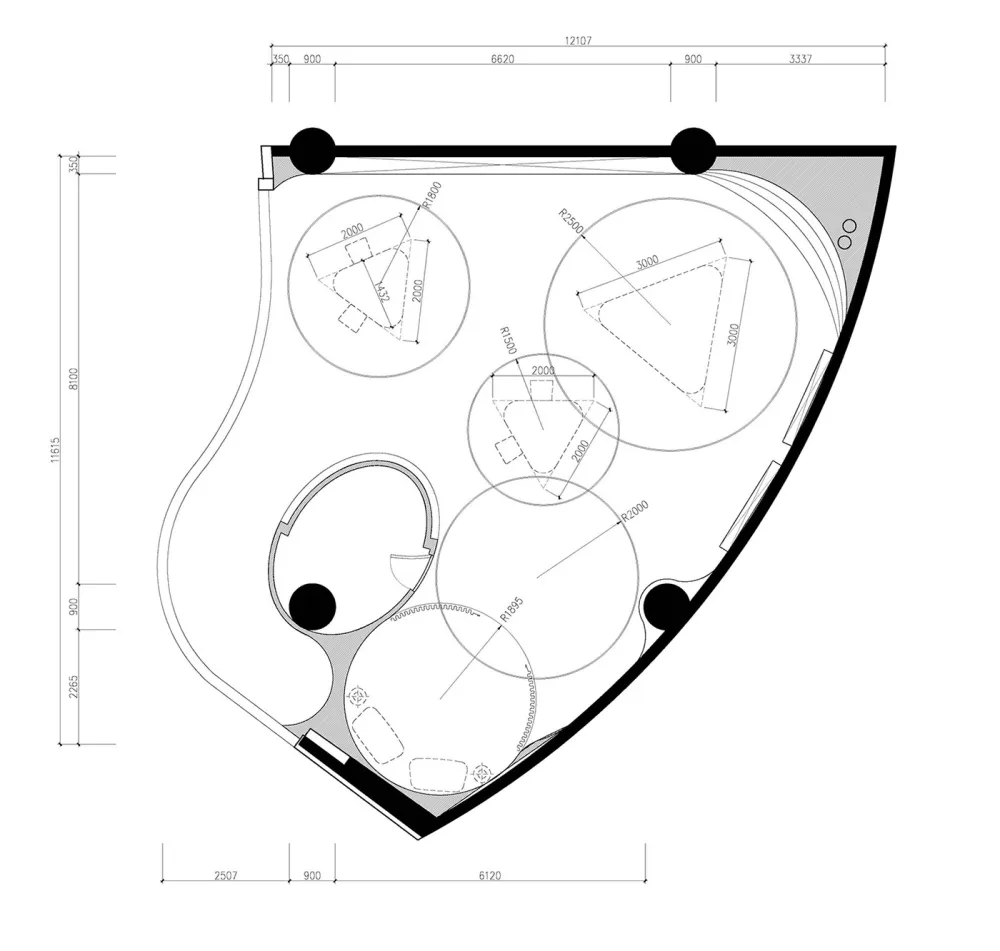 色调柔和的化妆品店 Peng Zhang