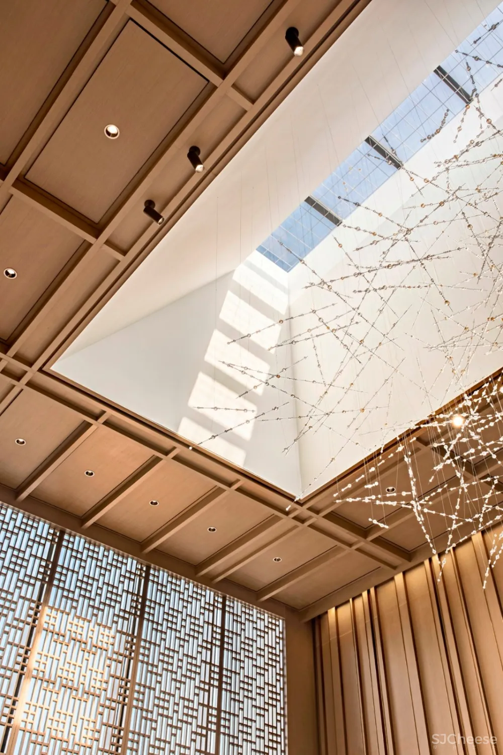 新作 | 矩阵 x 阳光城:低调极致的审美情趣