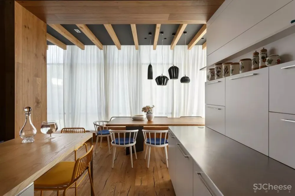 客厅有横梁?别怕,这里有妙招!